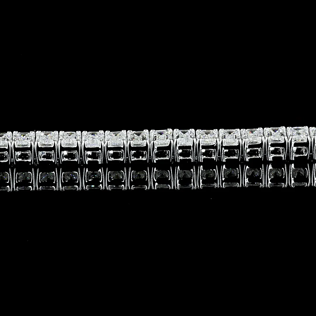 4.99 Cts 14k White Gold Emerald Shape Tennis Bracelet - Image 4
