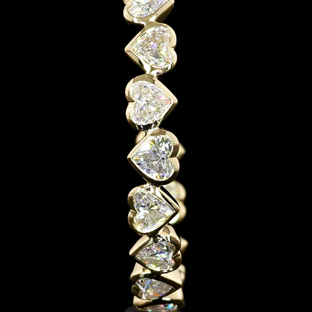 3.34 Cts 14k Yellow Gold Heart Shape C Hoops Earring - Image 3