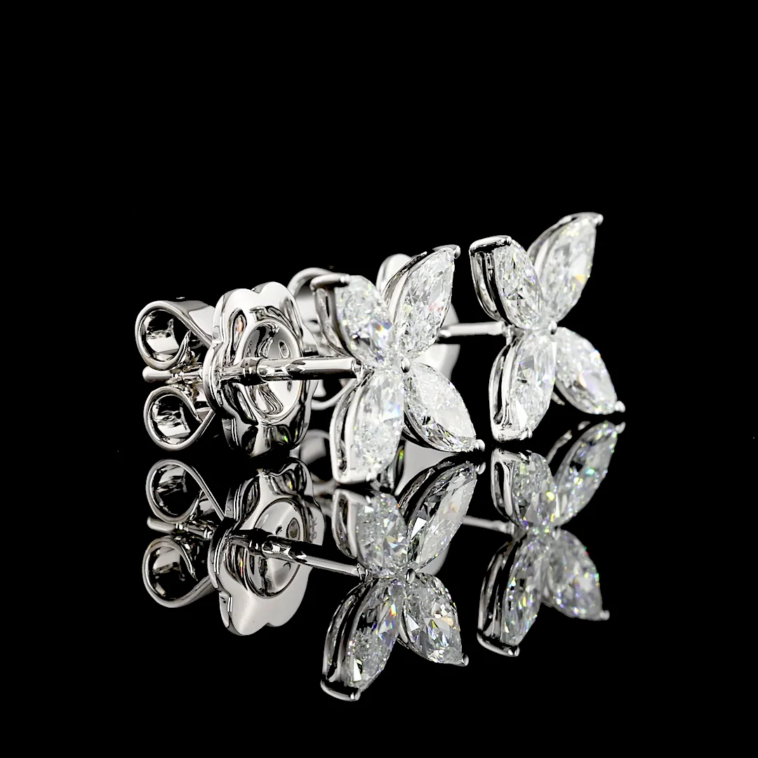 1.16 Cts 18k White Gold Marquise Shape Studs Earring - Video
