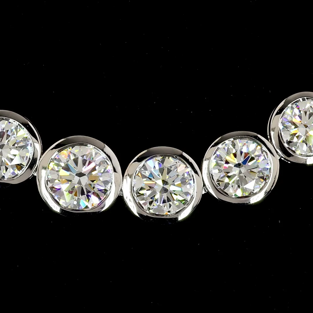 24.36 Cts 14k White Gold Round Shape Riviera Necklace - Image 2