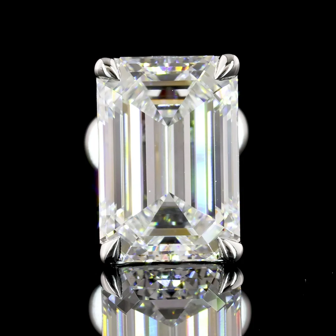 3.09 Cts 14k White Gold Emerald Shape Studs Earring - Image 3