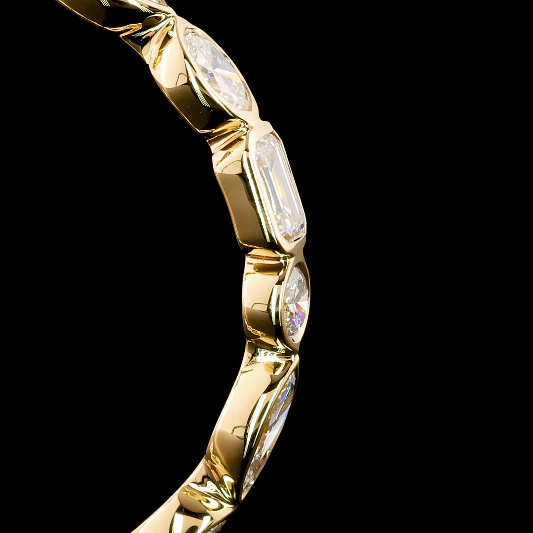 4.95 Cts 14k Yellow Gold Mix Shape C Hoops Earring - Video