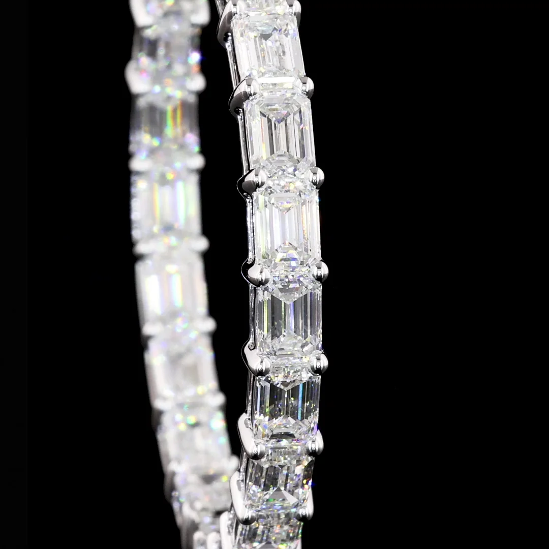 8.43 Cts 14k White Gold Emerald Shape Hoops Earring - Image 2