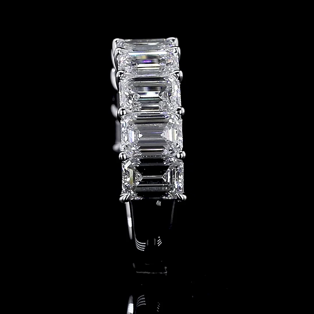 5.05 Cts 14k White Gold Emerald Shape Half Eternity Eternity Band - Image 3