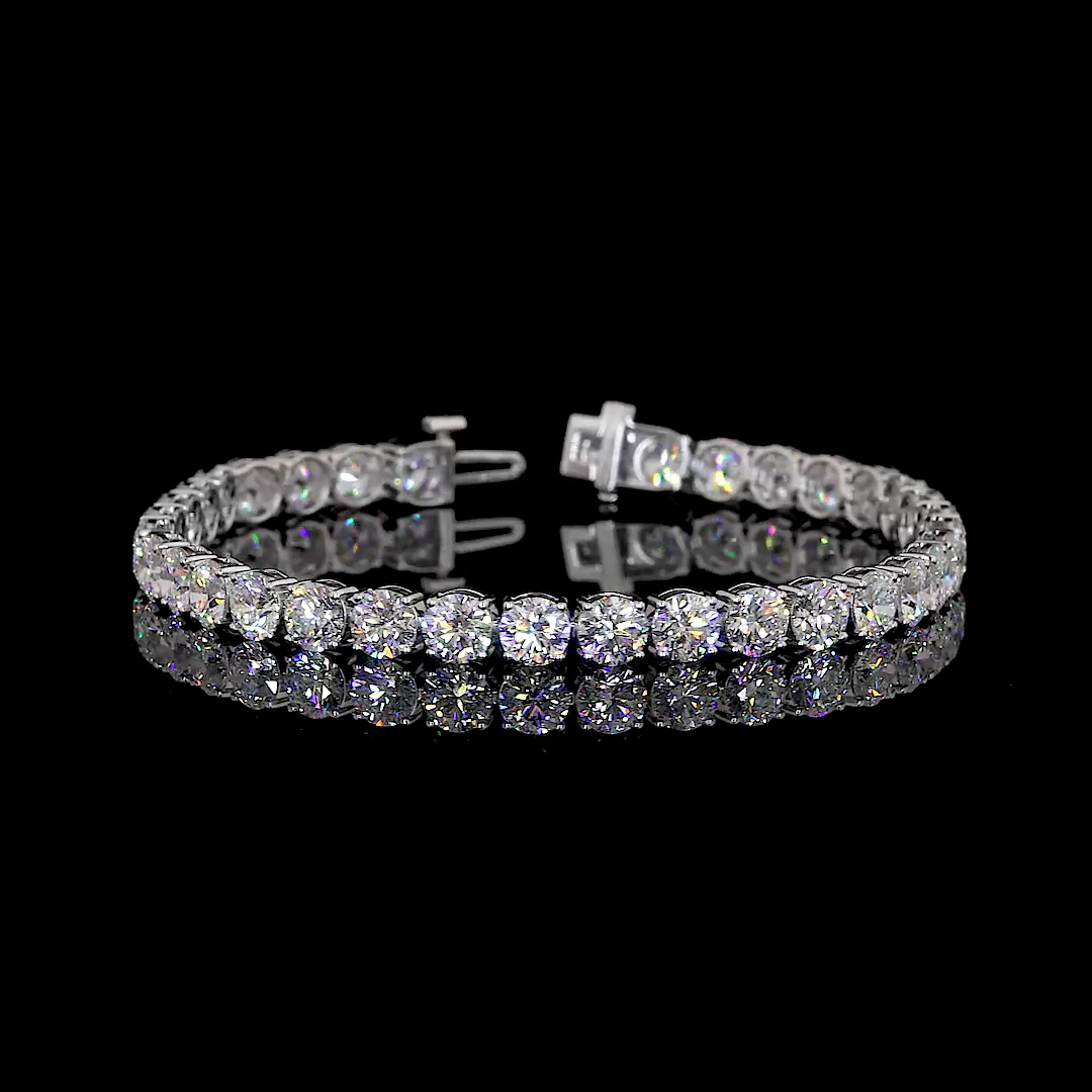 15.04 Cts 14k White Gold Round Shape Tennis Bracelet - Video