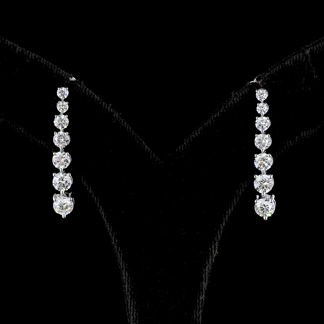 2.29 Cts 14k White Gold Round Shape Hanging Earring