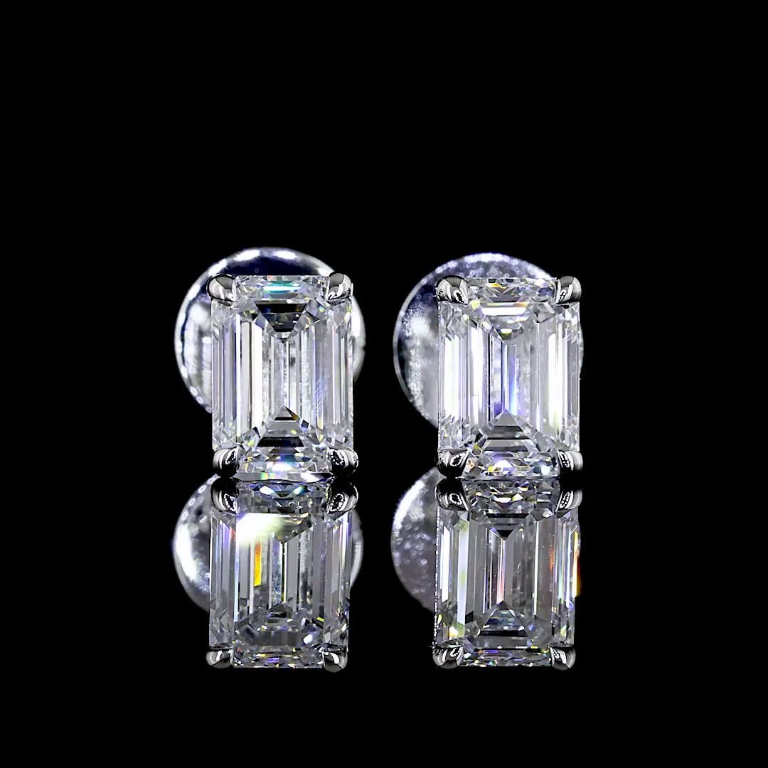 1.05 Cts 14k White Gold Emerald Shape Studs Earring