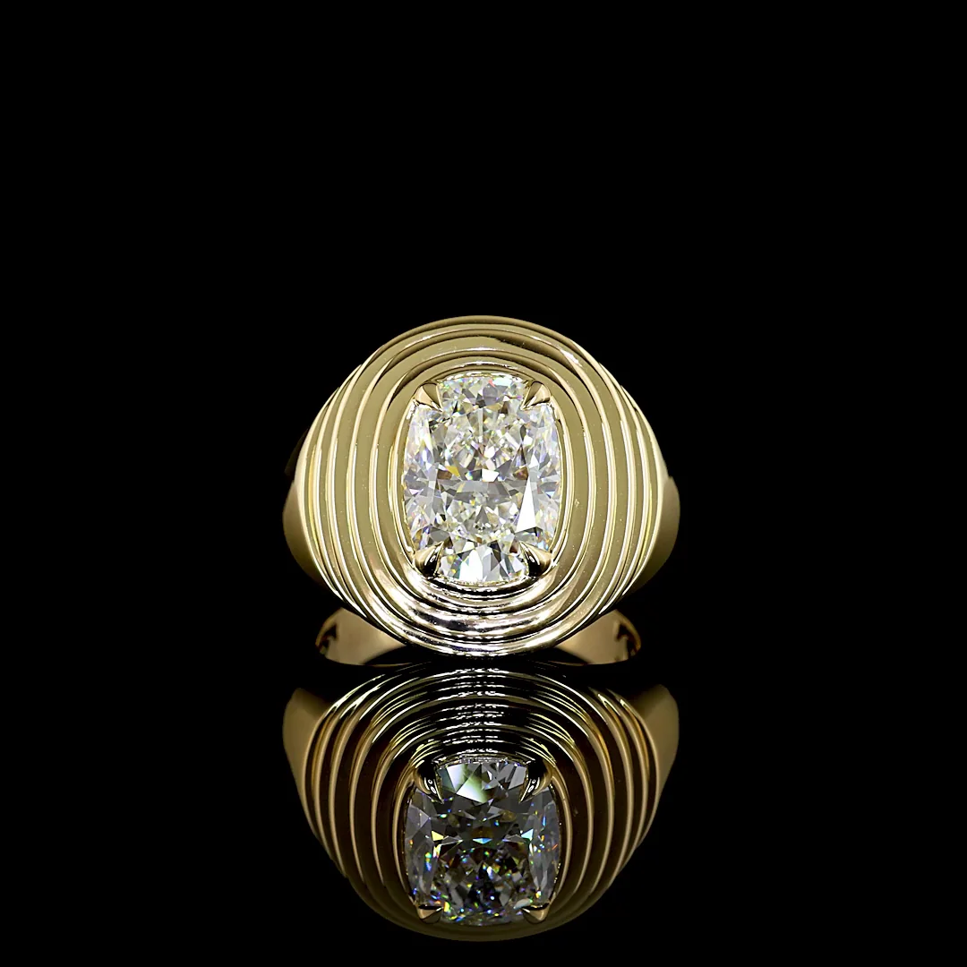 2.67 Cts 14k Yellow Gold Cushion Brilliant Shape Solitaire Ring