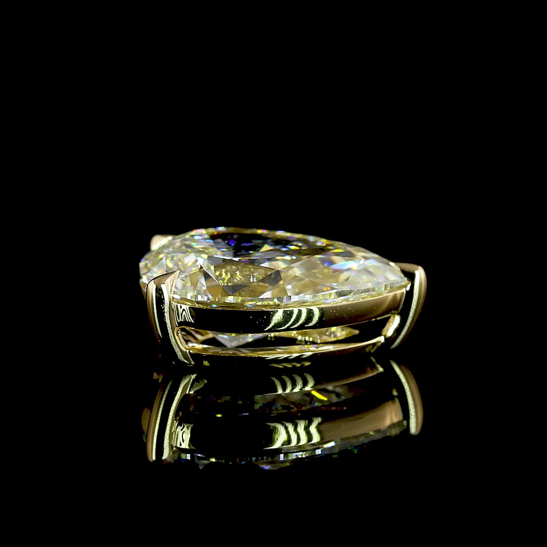 2.03 Cts 14k Yellow Gold Pear Shape Solitaire Pendant