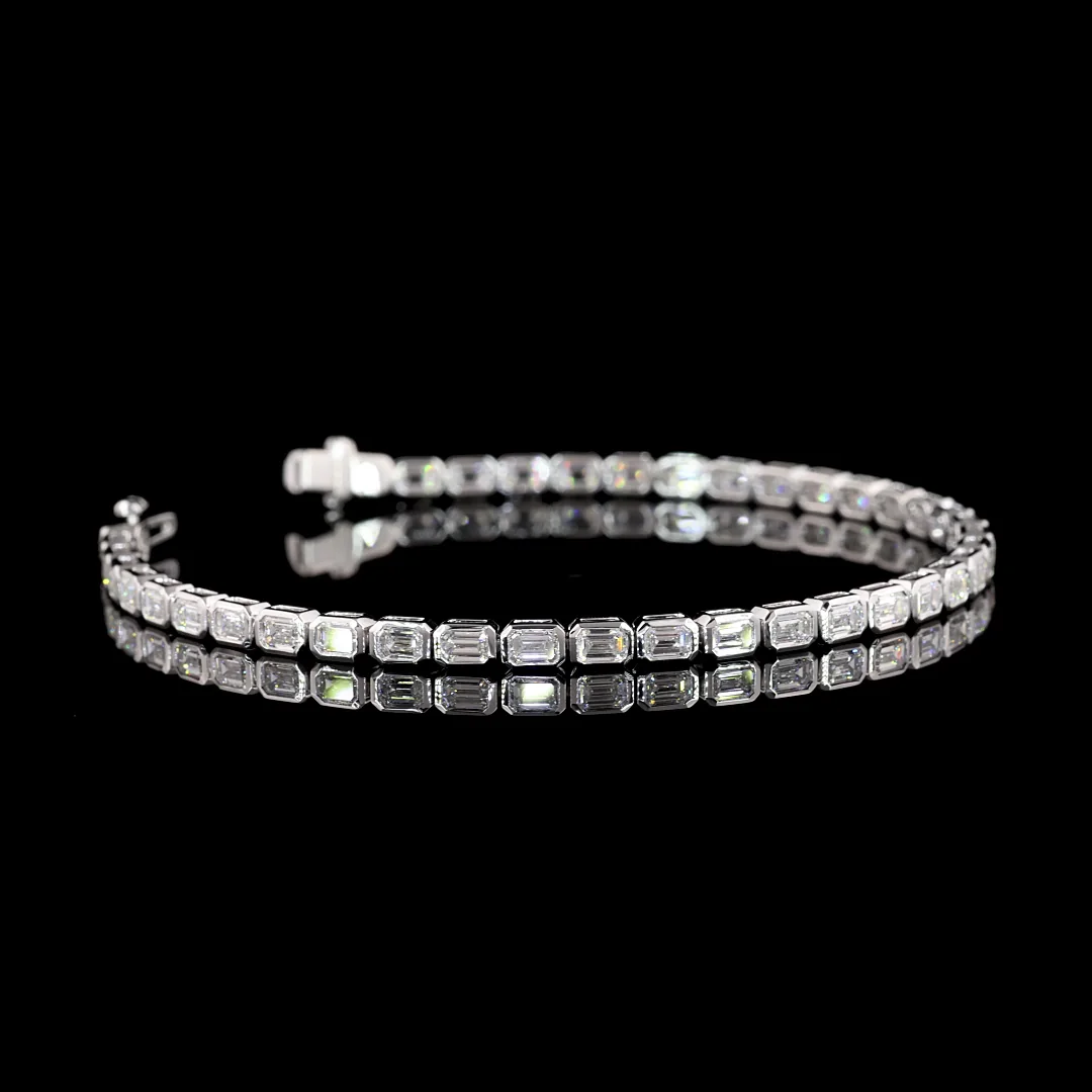 4.21 Cts 14k White Gold Emerald Shape Tennis Bracelet