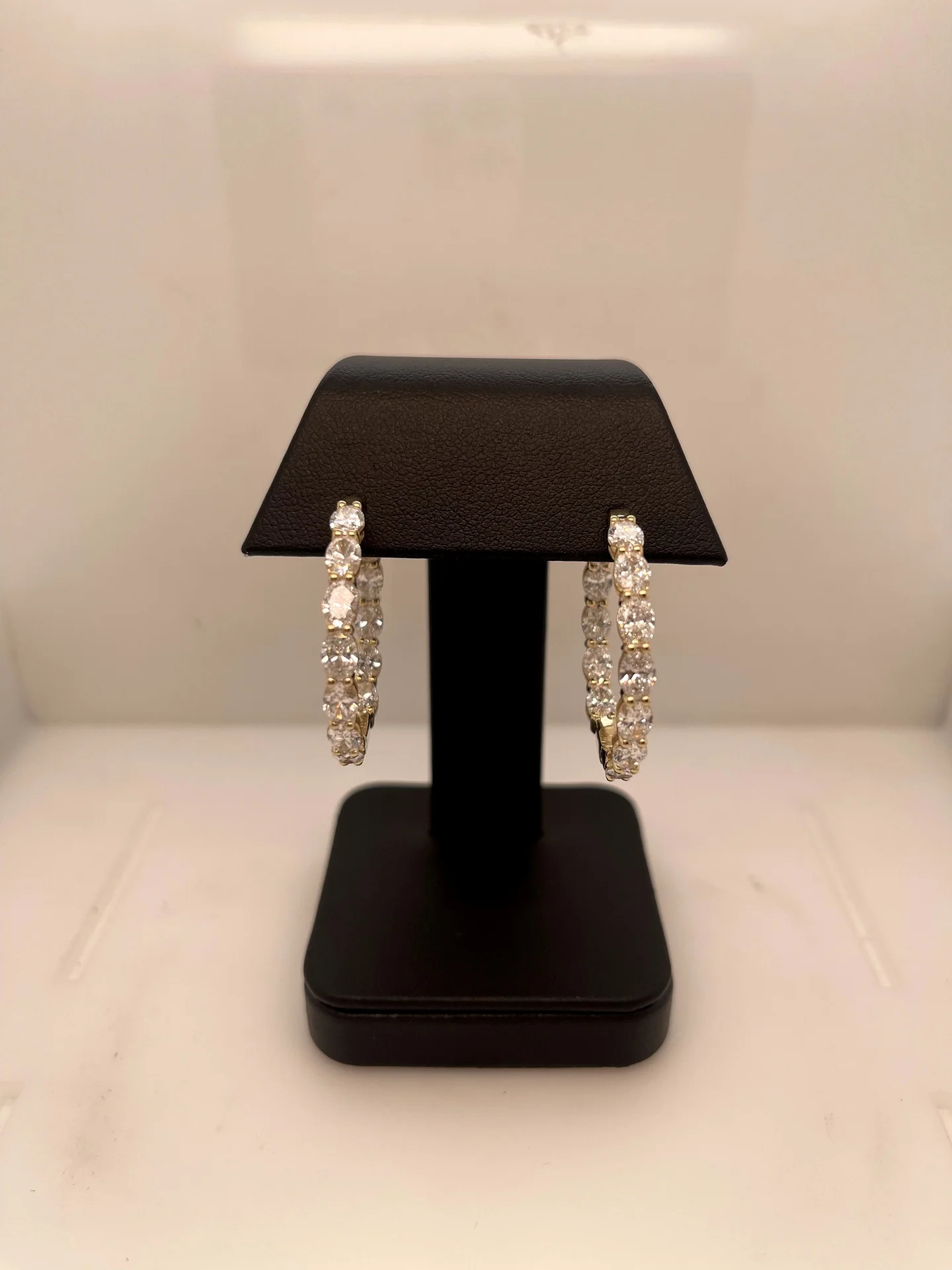 5.54 Cts 14k Yellow Gold Oval Shape Hoops Earring