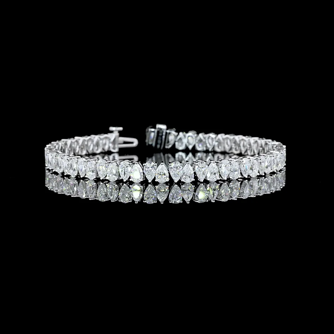 10.52 Cts 14k White Gold Pear Shape Tennis Bracelet