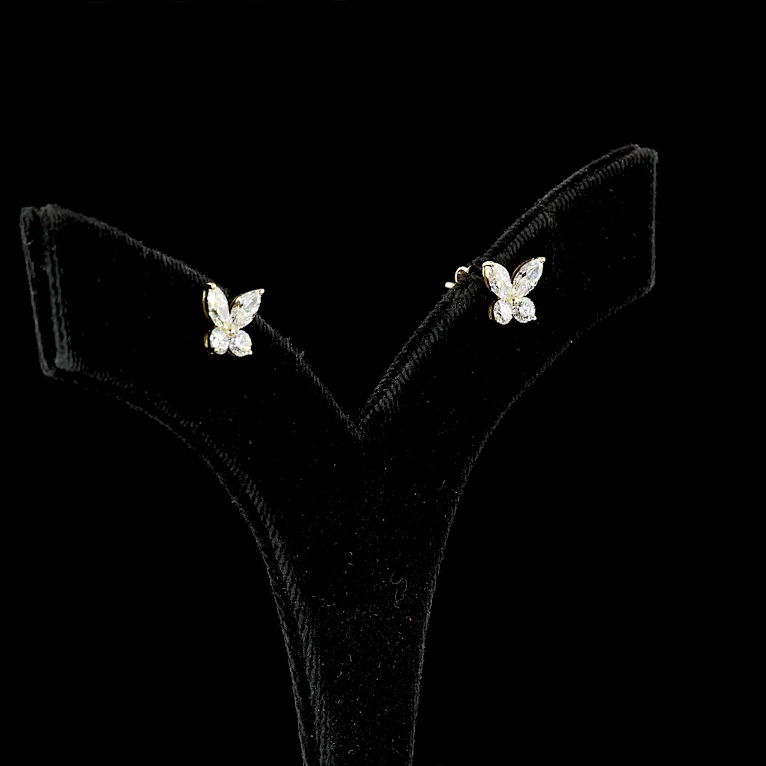 1.22 Cts 14k Yellow Gold Mix Shape Studs Earring