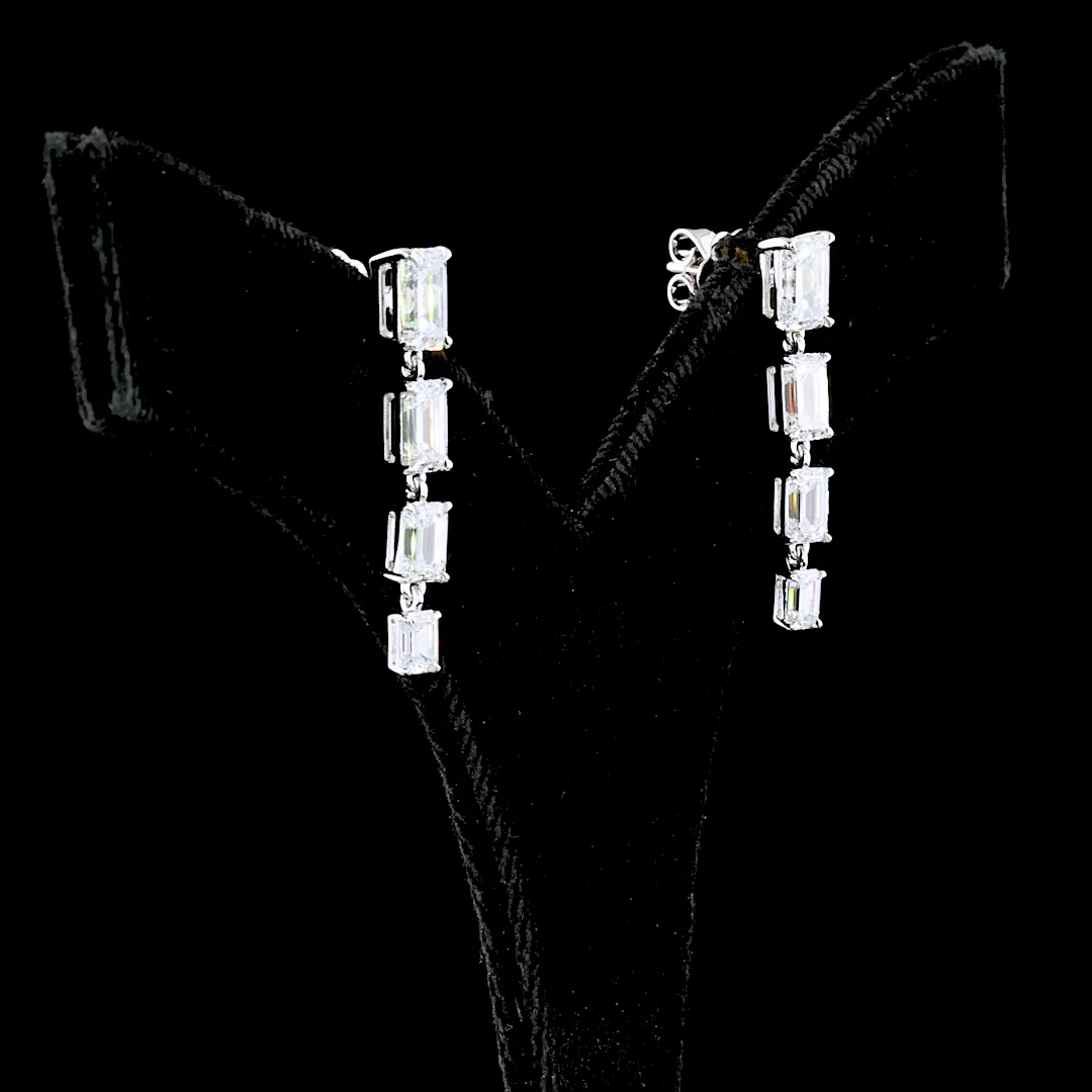 4.58 Cts 14k White Gold Emerald Shape Hanging Earring