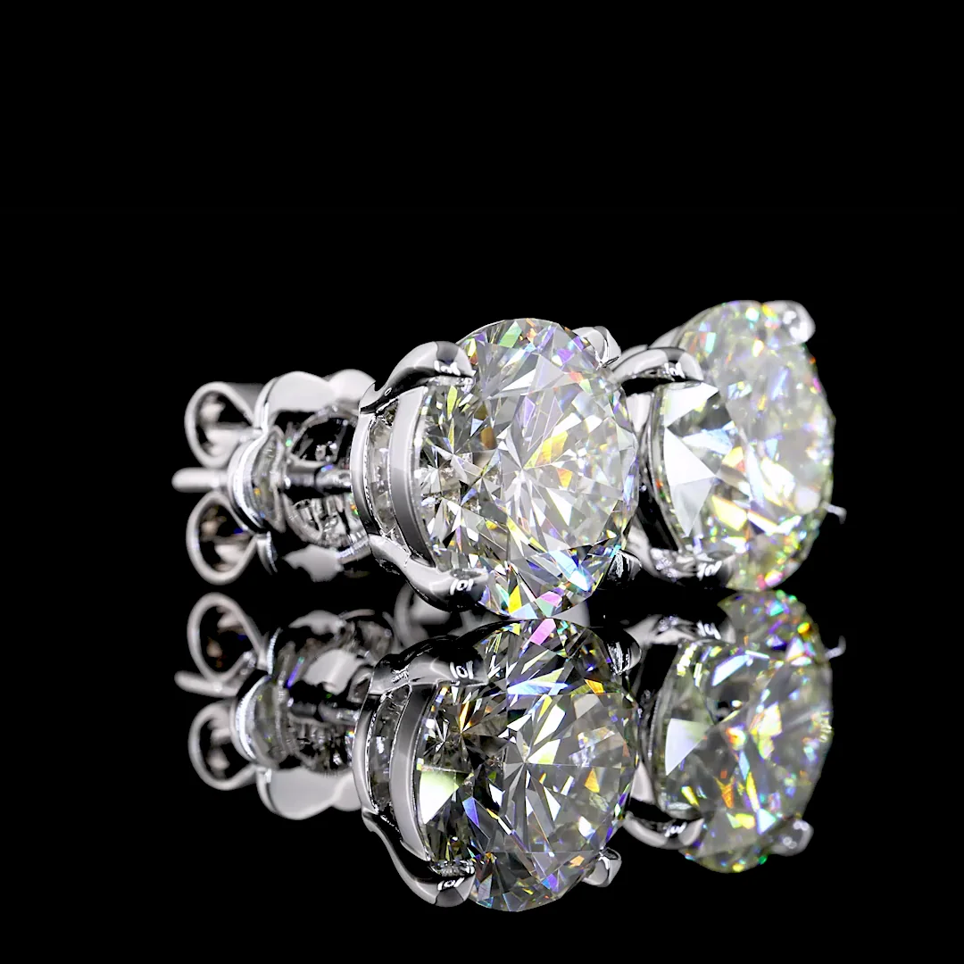 0.74 Cts 14k White Gold Round Shape Studs Earring