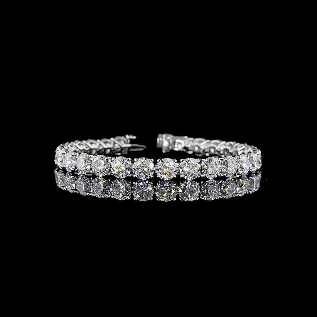 28.4 Cts Platinum Round Shape Tennis Bracelet