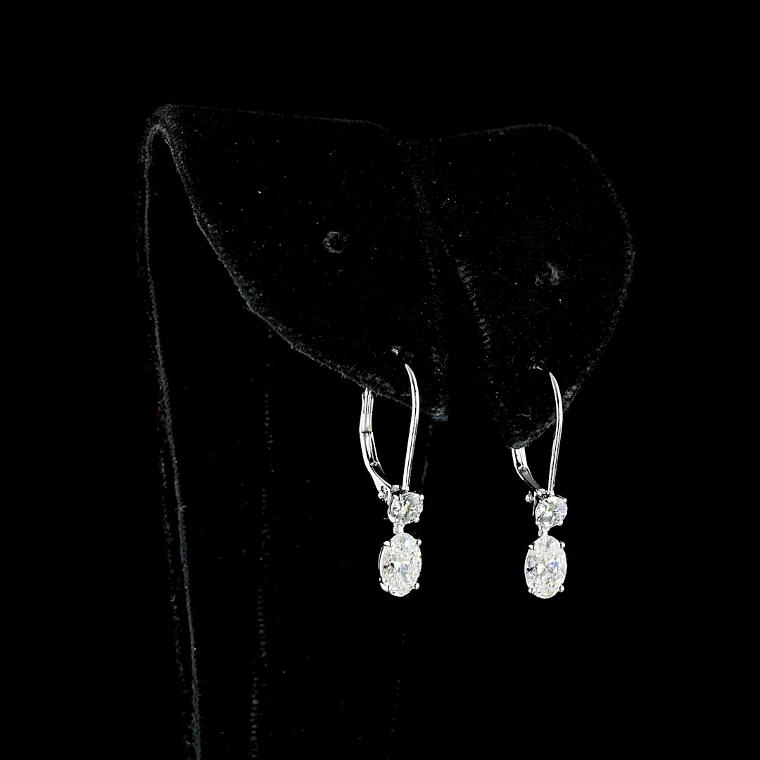 1.35 Cts 14k White Gold Oval Shape Hanging Earring