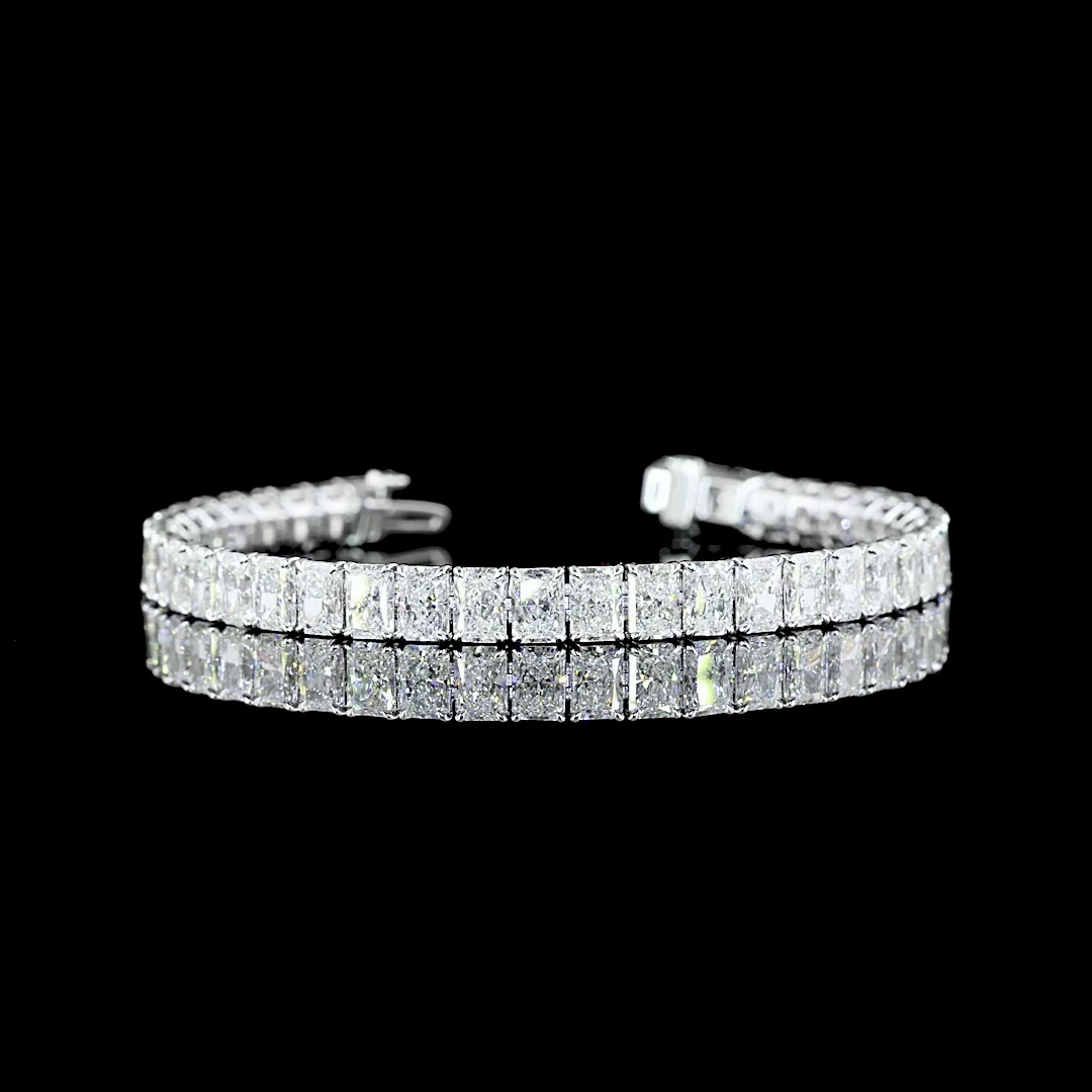 15.04 Cts 14k White Gold Radiant Shape Tennis Bracelet