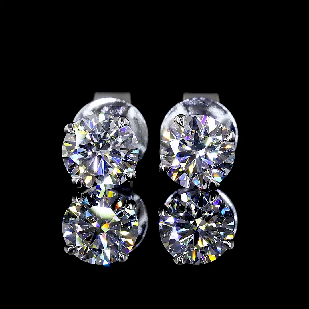 1.09 Cts 14k White Gold Round Shape Studs Earring